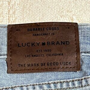 Lucky Brand 410 Athletic Slim light blue jeans 33x32